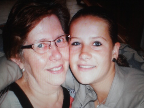 geboren: 06-07-1997 sport: paardrijden broer: 1 rik sus: 1 rianne || ik hou van je' me aller beste vriendinnetje' x Niki