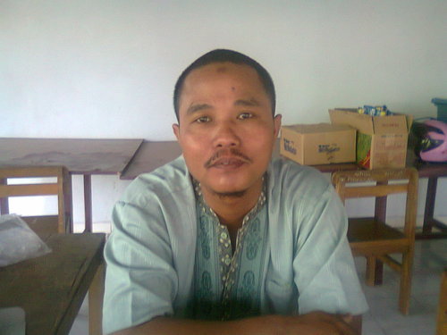 udin_ishom's profile picture. 