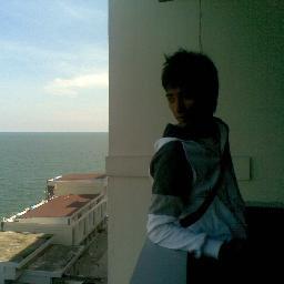 live like a mirror .. :)