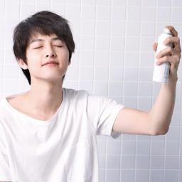 a fake actor, model, and amateur singer/? ㅡ @RawR_Town