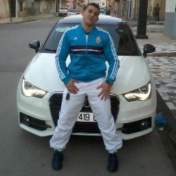 Ne rêve pas ta vie, vie tes rêves            je follow back