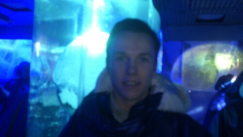 OscarRodmell's profile picture. I like cycling, surfing, swimming, and physics