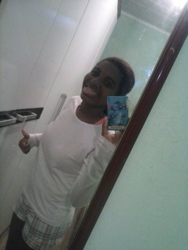 ,Sagitário,17anos,amigos,cinema,bagunçeira, desastrada, atrapalhada, desorganizada,palhaça e shopping adoro*