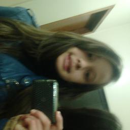 sou como vidro se cair quebra mais se pisar  machuca !!!