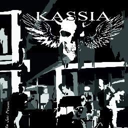 Kassia prepara el lanzamiento de su primer EP, y con él una gira para entregaros vuestro disco en mano, porque tú te lo mereces!!