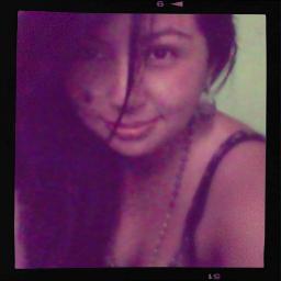 fueron dos desconocidos que un dia se encontraron, fueron dos amigos que despues se enamoraron♥...