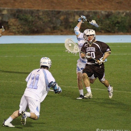 I play anywhere on the field and know almost everything about this sport email me for stringing jay_lil44@live.com