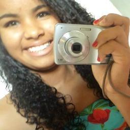 - Quem se define se limita!
