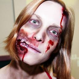 Just a Zombie xD A Common White Girl :D ♥♥♥