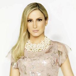 GRUPO DE ADMIRADORES DA CANTORA CLAUDIA LEITTE.