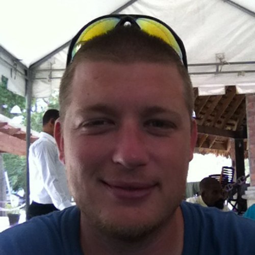 In love with Jesus Christ, husband to Stephanie, father to Breana and Braden,DAWG Fan, Financial Advisor at Edward Jones