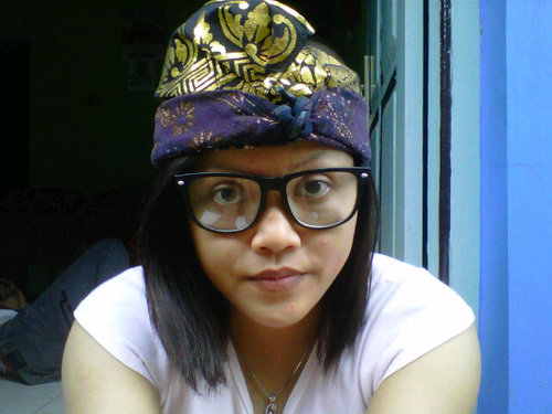extra ordinary, cheerful, adventurous,,unbreakable girl
^_^v