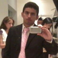 Amo Mãe, Irmãos, Sobrinhos (Família). Graduando em Enfermagem na UFCG.
