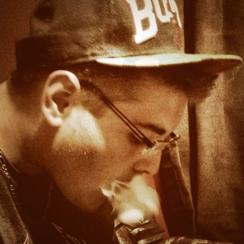 ChadLangl0is's profile picture. Follow me and ill follow back