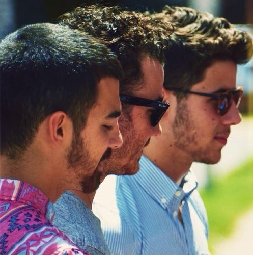DaniielaLoveJB's profile picture. Ame, amo y seguire amando a los Jonas Brothers eterno.