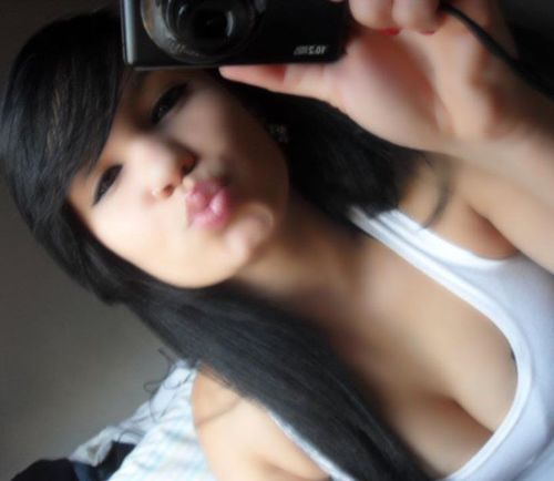 ∞ Se perguntarem como estou, diga que estou linda ♥