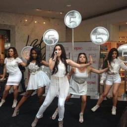 swagger_harmony's profile picture. Olá eu sou harmonizador, belieber e eu sou do Brasil e eu os amo ainda siga-me!
Eu também falam Inglês e Espanhol«Crecí entre libros, haciendo amigos invisible