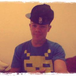 *-*Oprêêê Sigam meu fc da Pollo @PolloCG_ ... e me sigam tb no tumblr http://t.co/zPBtYLtqCG