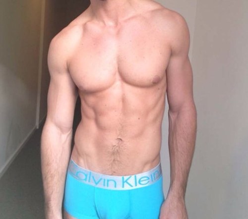 17. Looking to get in the best shape of my life. Follow for a followback! Avi is not me!
