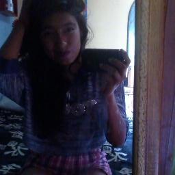 Soy muy sencilla, recochera, amigable, enérgica, extrovertida,parlanchina, social al extremo jeje   vivo enamorada de mi amor platónico jeje BDL!!!