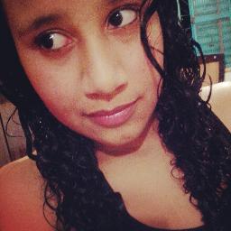 ola gente..sou uma menina muito legal..tambeim sou mto admirada pelas pessoa..ao ser verdadeira pois odeio pessoas falsas...bjs e é um prazer te conhecer :)