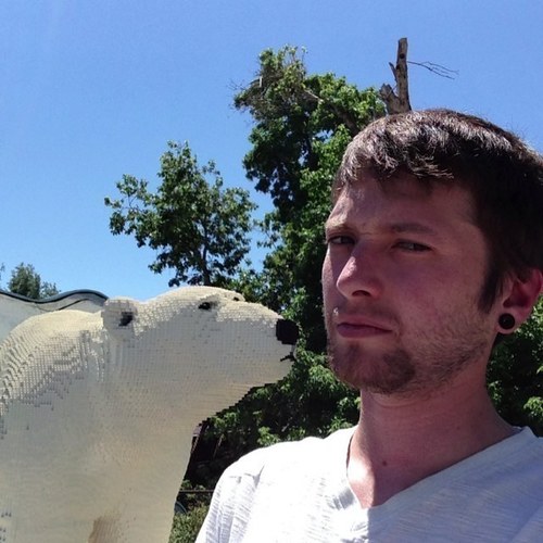 AwkwardAnyday's profile picture. Oh! Spaceship!