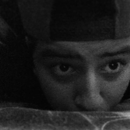 codigodebarras5's profile picture. musico, comediante, coleccionador de gorras planas,extrabagante,el amor de tu vida instagram: @equissoyjoven devuelvo seguidores