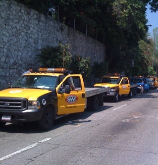 GruasAMA's profile picture. servicio de grua y asistencia vial al publico en general 3-17-35-00    3-17-18-88    3-13-84-65  nextel 52*15*36404 traslados a toda la republica mexicana