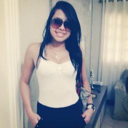 (...)Aprendi com os meus erros,quais decisões tomar.
mas tambem vi com os meus erros em quem confiar... 
;*