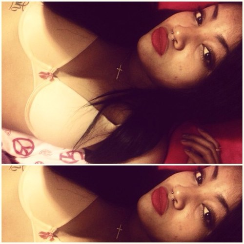 #TeamGabby  Stoner Lesbian  Single kik GabbySoPretty