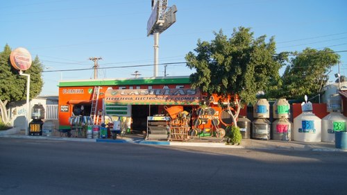 VENTA DE MATERIALES, TALES COMO PARA CONSTRUCCIÓN, PLOMERIA Y ELECTRICIDAD