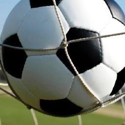 Tudo sobre os jogadores que já passaram por relvados portugueses e que dão cartas (ou nem por isso) no estrangeiro.