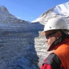Acero & Construcción S. A. C.,se dedica a la Fabricación y Ejecución de Proyectos Metal Mecánicos, Electromecánicos, Montaje, Civil y Piezas Maquinadas en Gral