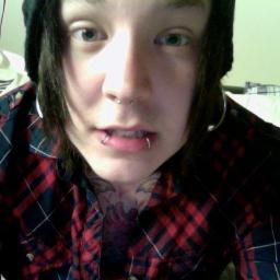 I like pizza and cannabis, but who doesn't? Single. Pansexual. 18. RP