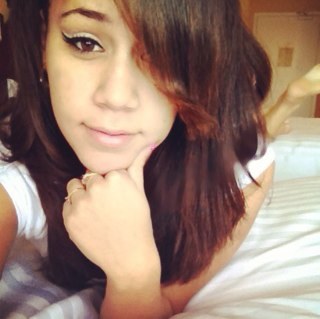 BORICUARUSKA's profile picture. 19 , follow me on ig @nayhali