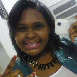 16 aniinhoos hahaha' Mais neei Parece.. paciênciaa 0% pra infantilidade .. fácil de fazer amizade ii taal'z .. saber maais ?? Seeg ae !! Bjoo, Bjiinho ,bjaão '