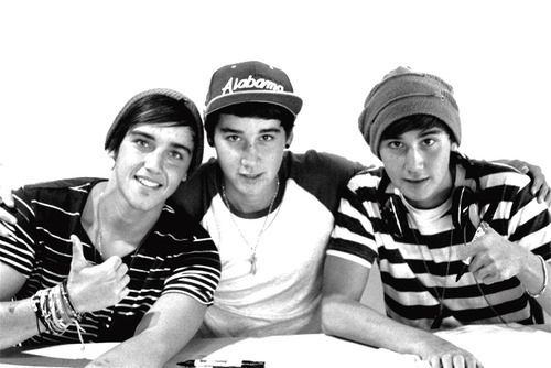 Fan of The Janoskians. The names Shannon follow me if you want to :)