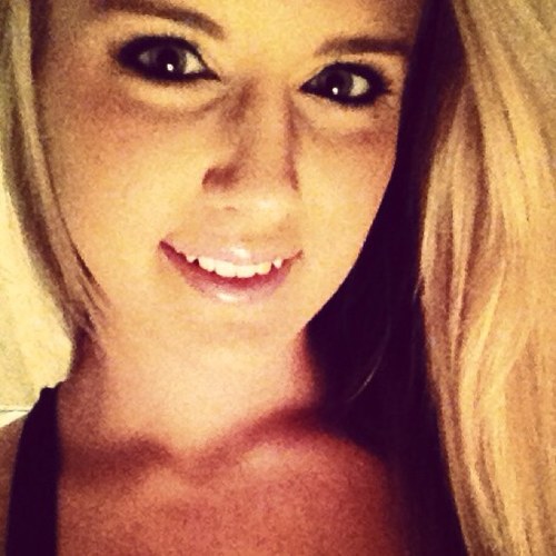 Arrriiieeelll24's profile picture. 