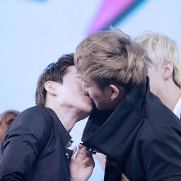 EXO-SUHO AND TAO ♡ Love ABStyle!☆
ศูนย์รวมความฟินคู่กรุ๊ปเลือดABStyle อัพเดททุกความเคลื่อนไหวของมักเน่ฝั่งเอ็มสุดแสบจื่อเทาและลีดเดอร์ตัวขาวผู้น่ารักฝั่งเคซูโฮ