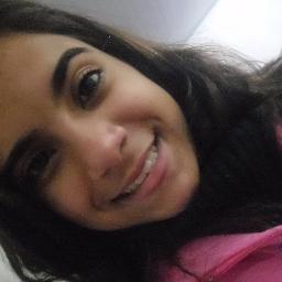 Beelyfeer's profile picture. Sou tímida. SOU DIRECTIONER. Tem dias que meu cabelo me irrita. Me estresso facilmente. Amo moletons maiores que eu. Quer saber mais segue ou entra ai :)