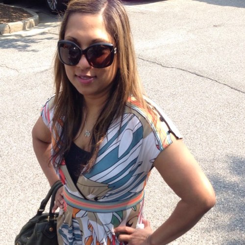 Mom of twin human boys, cute English bulldog & rescue pup Bernie Santos. Wife; aspiring chef; marketer; Ravens fan; lover & fighter. All in 4 MAGA (the good)!
