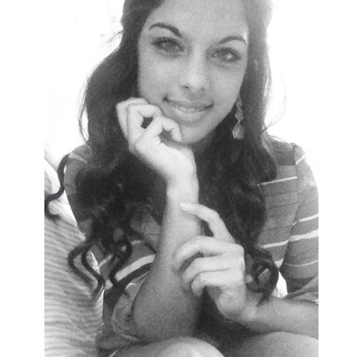 selena_koe21's profile picture. #teamfollowback ✌