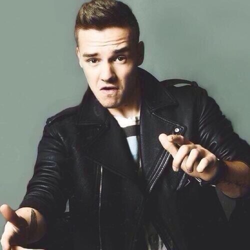 ★ I play guitar but shes into drummers ★
0/4 0/5 :(