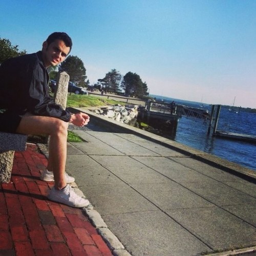I'm a saudi student that study abroad in the united states of america. Look at me in Instagrme: RayanAljadeed