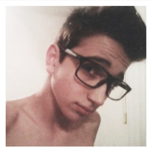 gabsmbja's profile picture. apaixonada pelo @whosmonteiro