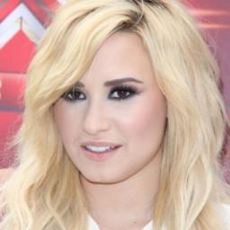 all i want is love ! 1D Demi Lovato Ariana Grande and The Vampire Diaries are my life !
