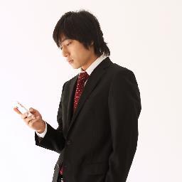 10okue's profile picture. 28歳の10億円社長です。
惰性で生きることは停滞だけれど、自分の気持ちに素直に行動することは進歩です。
進歩し続ける仲間と、ワクワクする、楽しい毎日を過ごしています。ノーリスクで稼ぐ体験ができる副業マニュアルを、無料で配布しています。