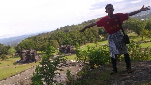 diditholic's profile picture. 