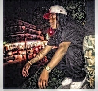 I'm back on here so when yu follow tell them to follow
