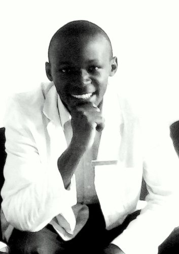 I love life and inspire people around me by bringing out the positive in a negative situation.